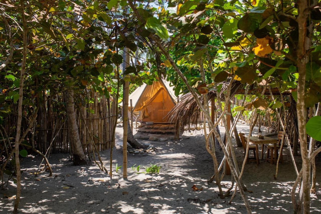 ホテル Lote 10 Glamping Guachaca エクステリア 写真